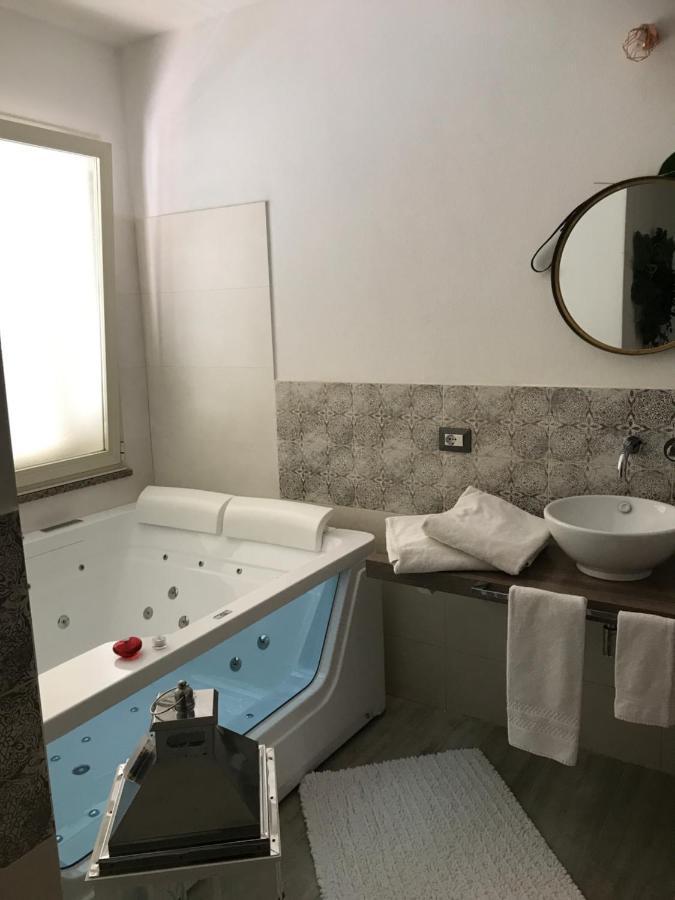 Royal Suite Tissi Buitenkant foto