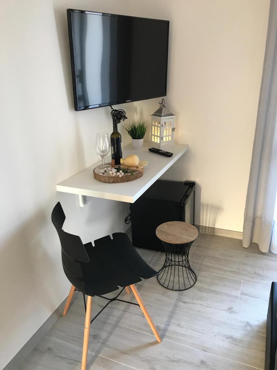 Royal Suite Tissi Buitenkant foto